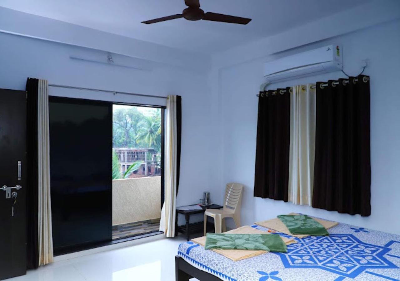 Swaroop Residency Ganpatipule Hotel Kültér fotó